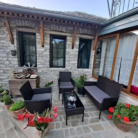 "Villa 70" Guesthouse Gjirokastër 外观 照片