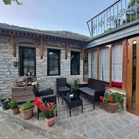 "Villa 70" Guesthouse Gjirokastër 外观 照片