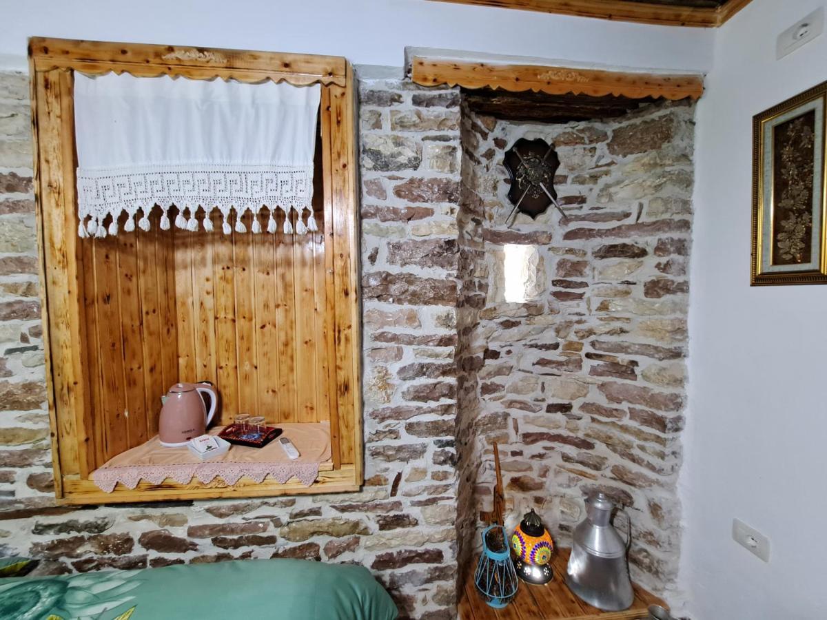 "Villa 70" Guesthouse Gjirokastër 外观 照片