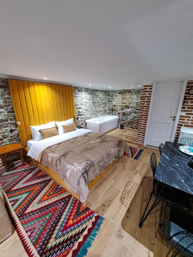 "Villa 70" Guesthouse Gjirokastër 外观 照片