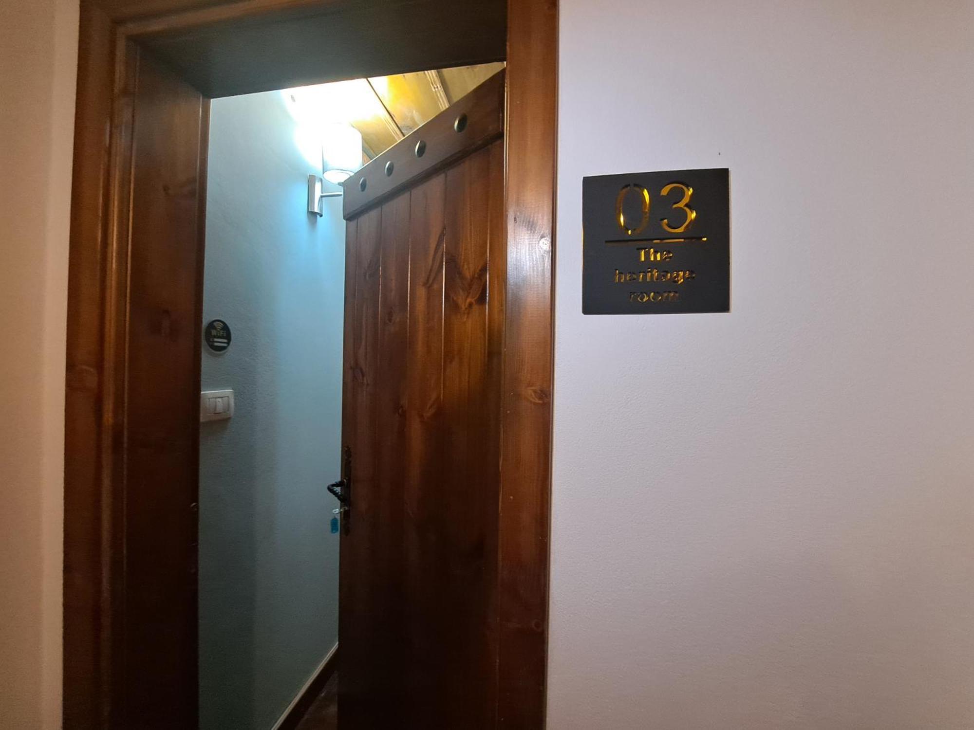 "Villa 70" Guesthouse Gjirokastër 外观 照片