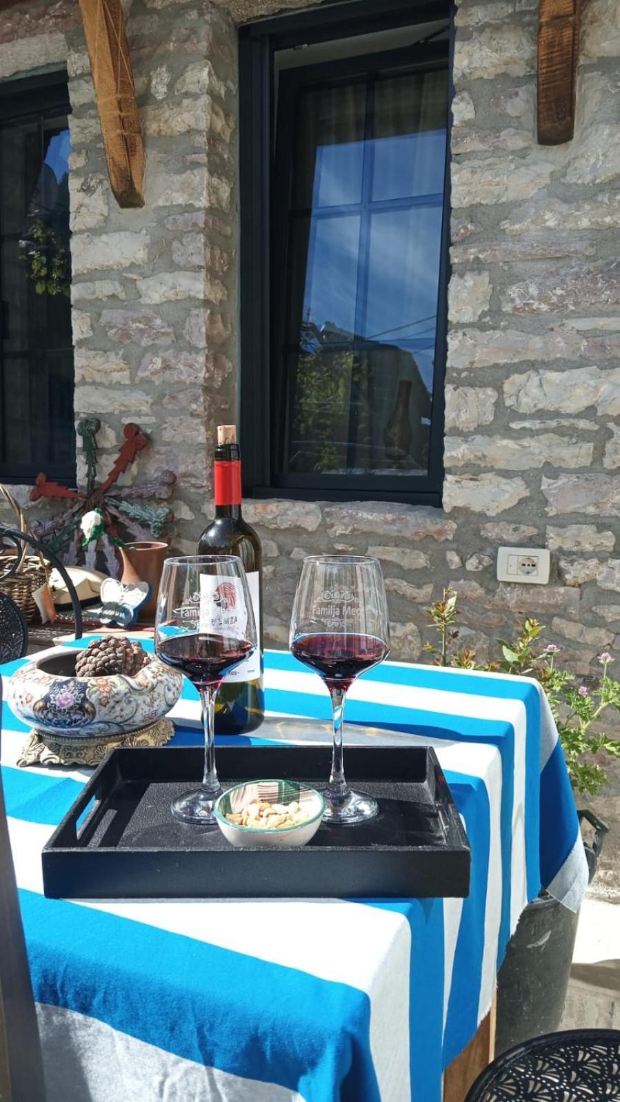 "Villa 70" Guesthouse Gjirokastër 外观 照片