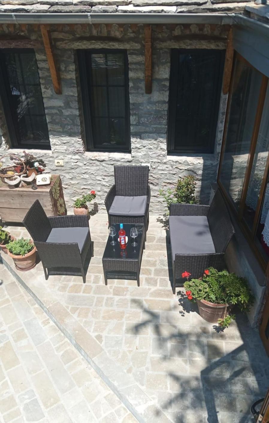 "Villa 70" Guesthouse Gjirokastër 外观 照片