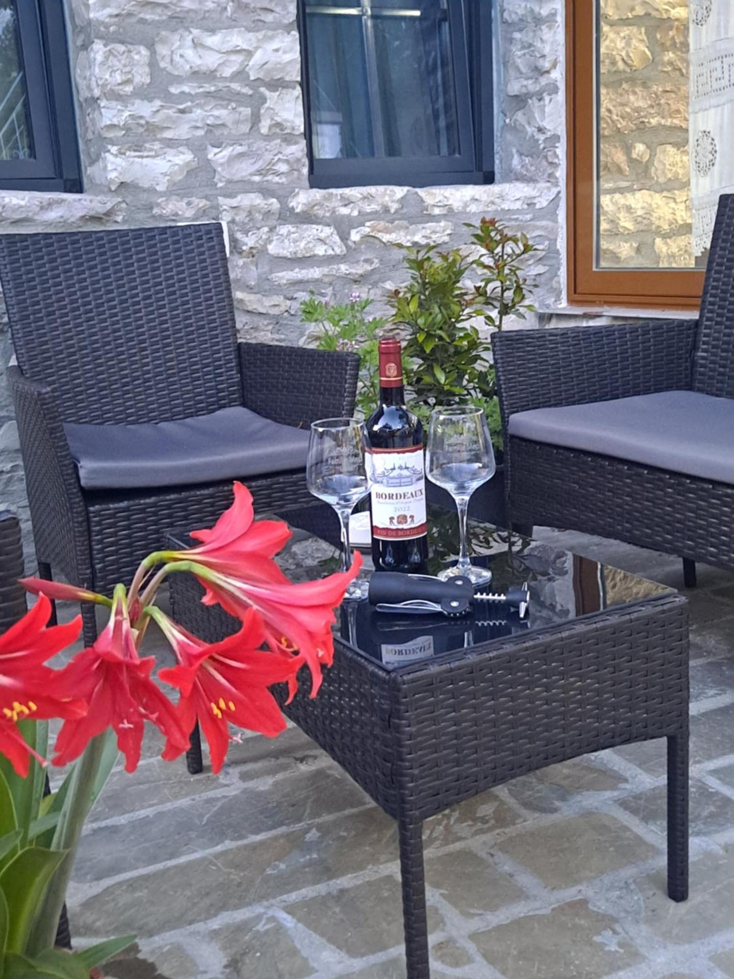 "Villa 70" Guesthouse Gjirokastër 外观 照片
