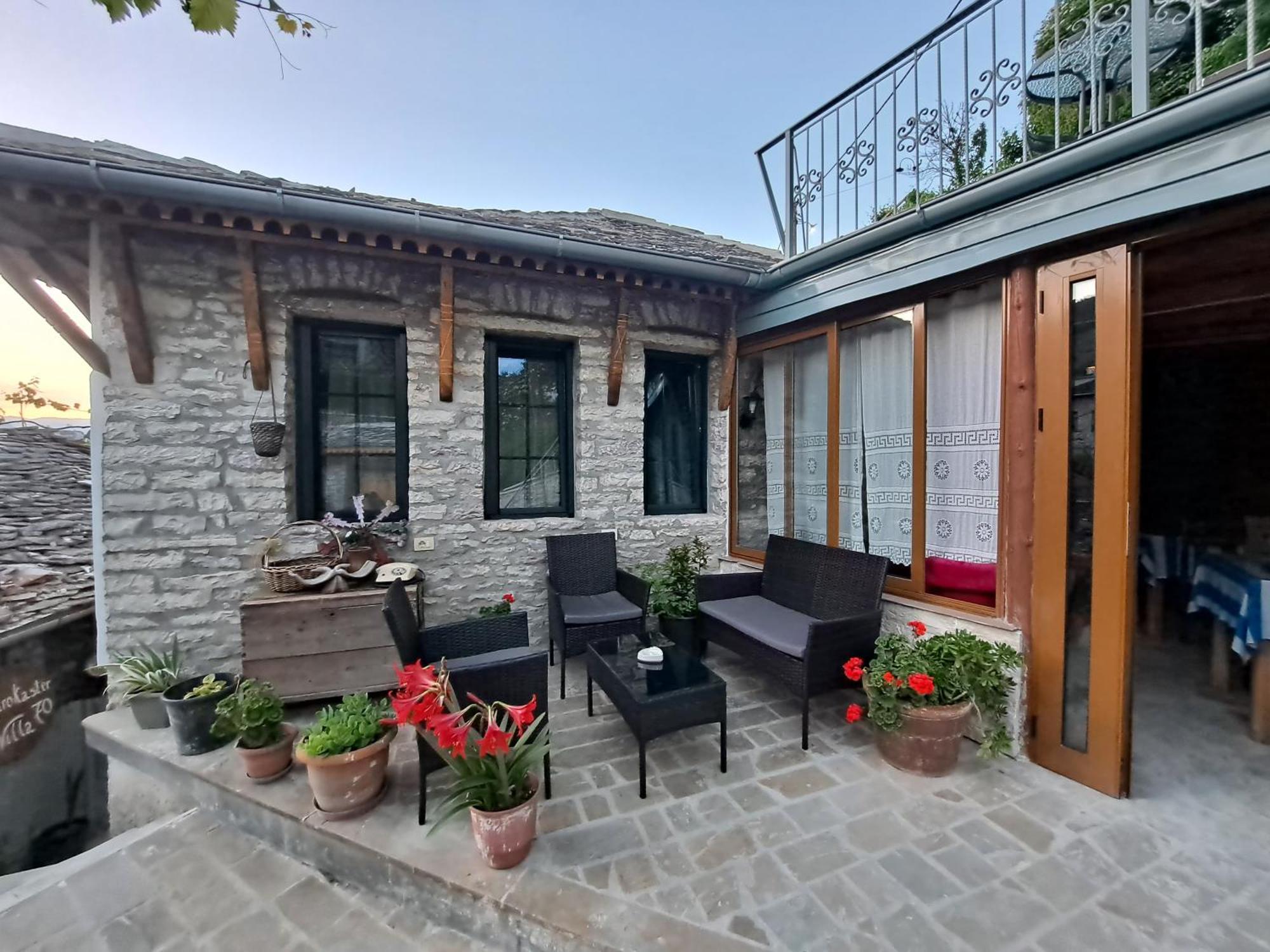 "Villa 70" Guesthouse Gjirokastër 外观 照片